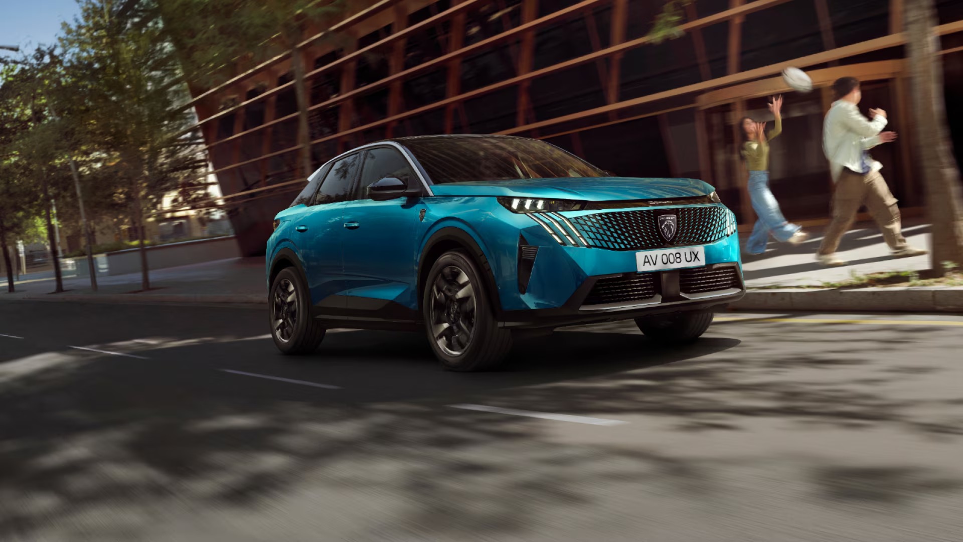 imgi_28_PEUGEOT_3008_HYBRID_MASTHEAD_DESKTOP
